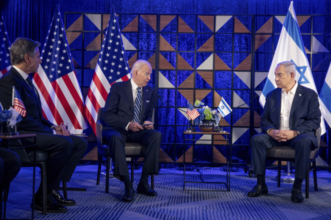 Ο Μπάιντεν στη συνάντησή του με τον Νετανιάχου μετά την τρομοκρατική επίθεση της Χαμάς στο Ισραήλ 