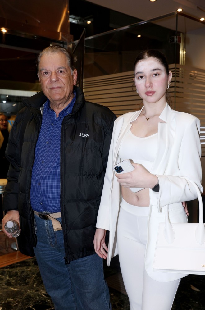 Ο Χάρης Σώζος με την κόρη του, Βενετία / φωτογραφία NDP
