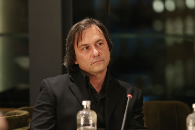 Δημήτρης Αλεξανδρής: Η κούκλα σύζυγός του και τα πασίγνωστα αδέρφια του