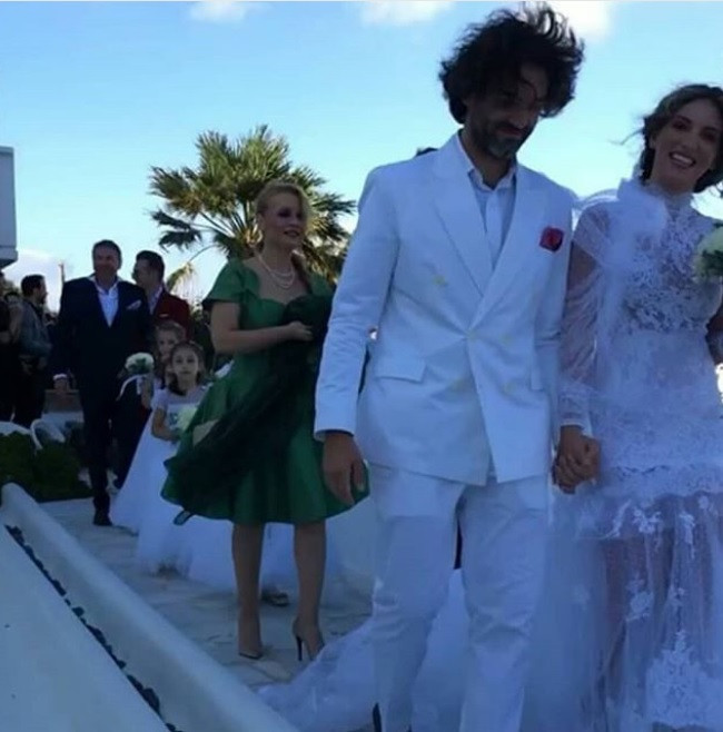 Στιγμιότυπο από τον γάμο της Αθηνάς Οικονομάκου και του Φίλιππου Μιχόπουλου /Πηγή: Instagram