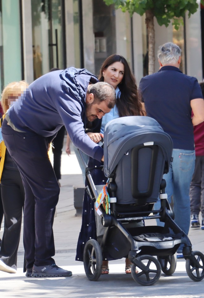 Το τρυφερό ενσταντανέ του Παύλου Μαρινάκη με τον γιο του - Φωτογραφία NDP