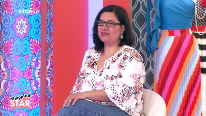 Mπηχτές στο Shopping Star: «Το κοριτσάκι πηγαίνει Α’ Γυμνασίου;»
