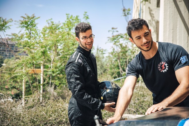H Coral δίπλα στις ομάδες του διαγωνισμού Shell Eco -Marathon