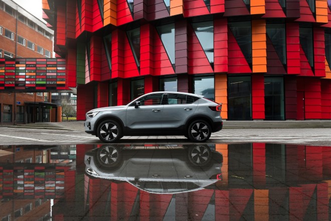 Ο Σαρακάκης διοργανώνει test drive Volvo στην Καλαμάτα
