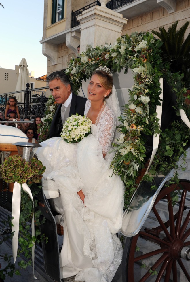Η Τατιάνα Μπλάτνικ με τον πατριό της στον γάμο της με τον Νικόλαο