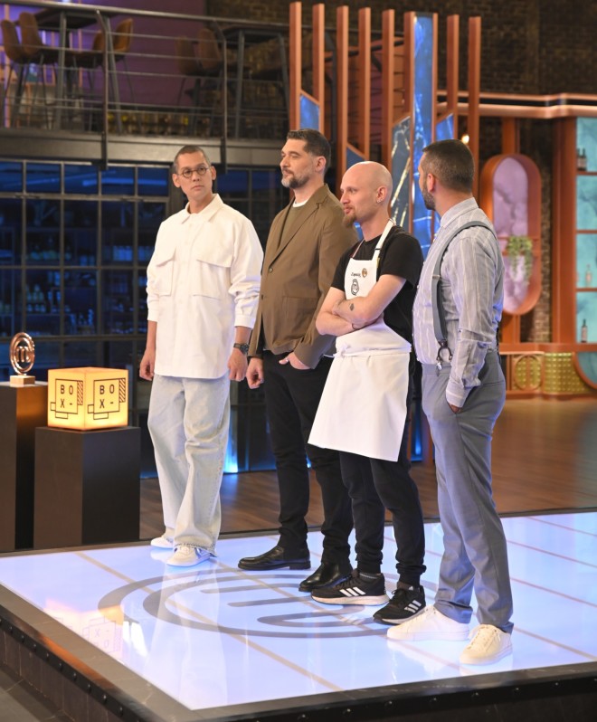 MasterChef: Οι σεφ και κριτές παρέα με τον Σοφοκλή