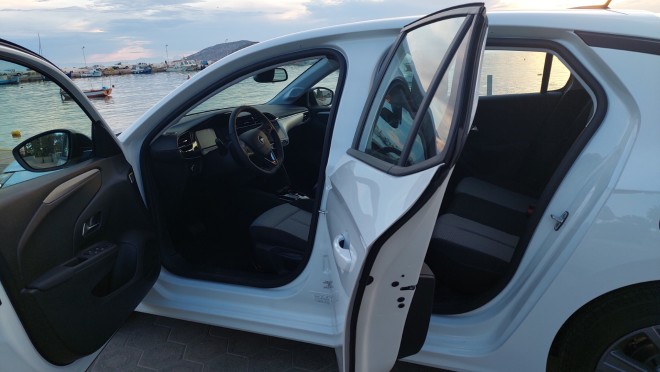 Δοκιμάζουμε το Opel Corsa Mild hybrid eDCT-6 100 ίπποι  