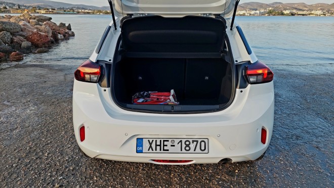 Δοκιμάζουμε το Opel Corsa Mild hybrid eDCT-6 100 ίπποι  