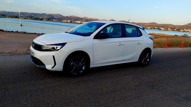 Δοκιμάζουμε το Opel Corsa Mild hybrid eDCT-6 100 ίπποι  