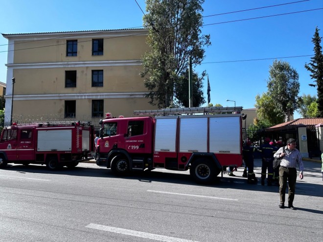 Τηλεφώνημα για βόμβα στην Ευελπίδων