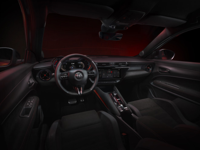 Τα συστήματα της Alfa Romeo Junior που κλέβουν την παράσταση