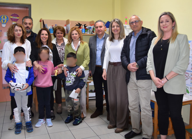  η ομάδα της Digea προσέφερε ηλεκτρονικό εξοπλισμό & χρηστικά είδη στα σχολεία