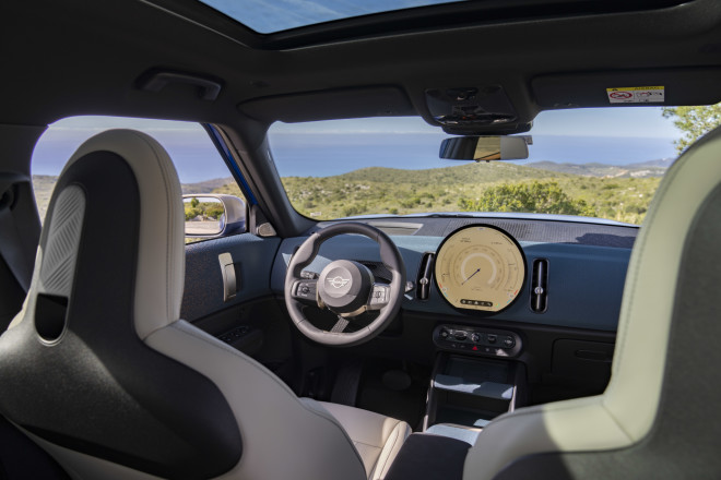 Το MINI Countryman E σε έκδοση Favoured