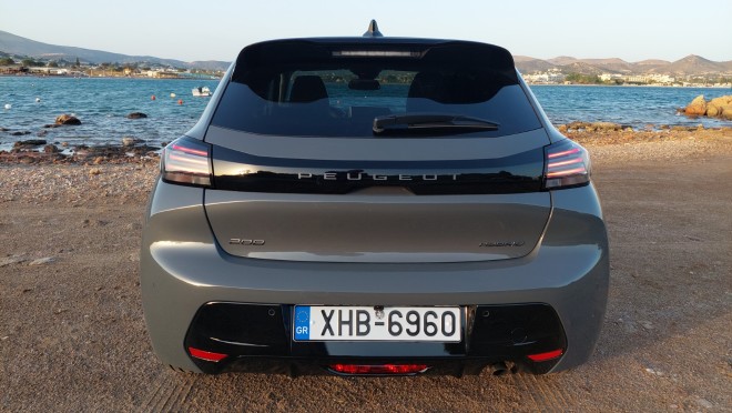 Peugeot 208 1.2 Hybrid 100 e-DSC6: Δοκιμάζουμε το ανανεωμένο μοντέλο