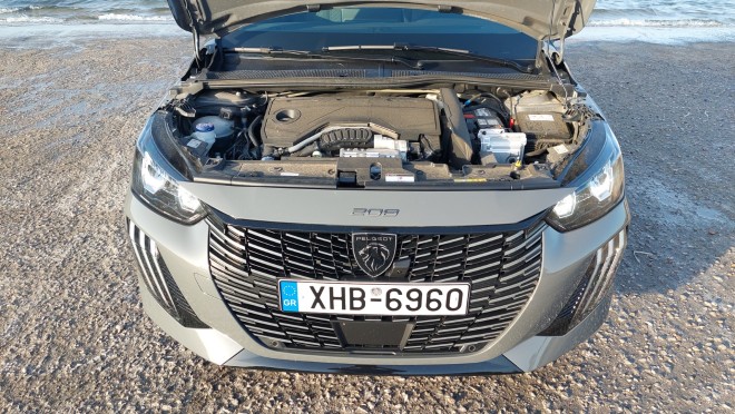 Peugeot 208 1.2 Hybrid 100 e-DSC6: Δοκιμάζουμε το ανανεωμένο μοντέλο