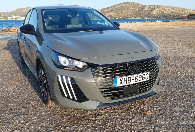 Peugeot 208 1.2 Hybrid 100 e-DSC6: Δοκιμάζουμε το ανανεωμένο μοντέλο