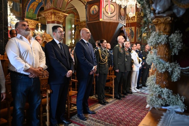 Ο Ν. Δένδιας στην επιμνημόσυνη δέηση για τα θύματα της Σφαγής του Διστόμου     