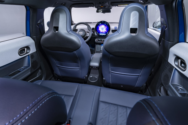 Το νέο 5θυρο MINI