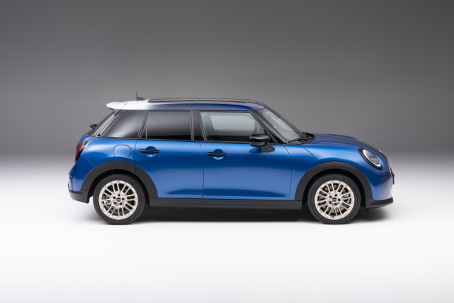 Το νέο 5θυρο MINI