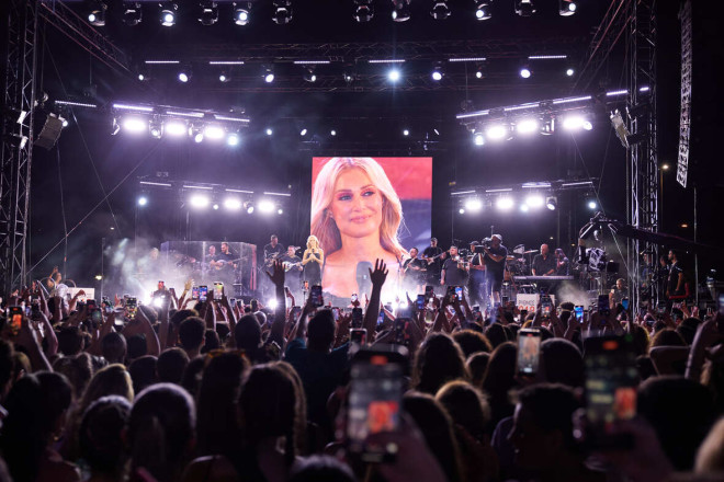 Νατάσα Θεοδωρίδου: Sold Out η πρεμιέρα της καλοκαιρινής της περιοδείας