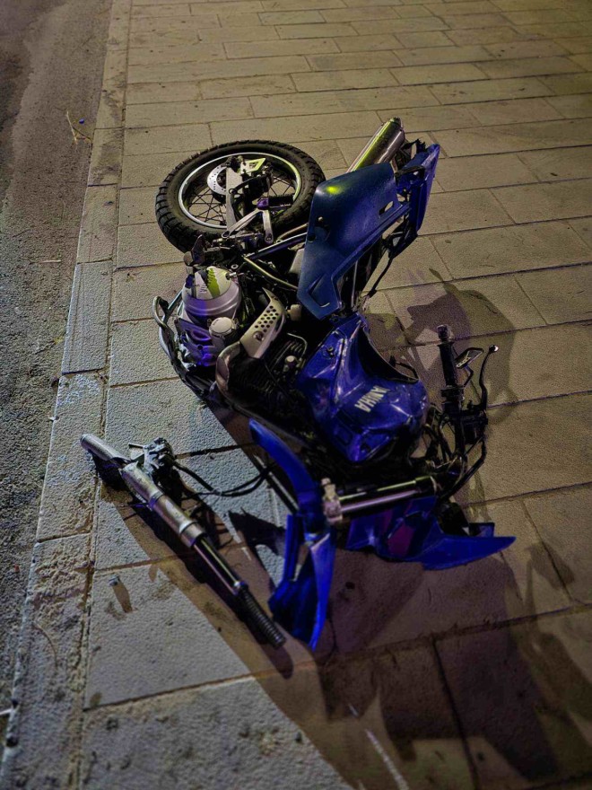 Θανατηφόρο τροχαίο στη Σύρο μετά από σύγκρουση ΙΧ με μηχανή- πηγή φωτογραφίας cycladeslive.gr