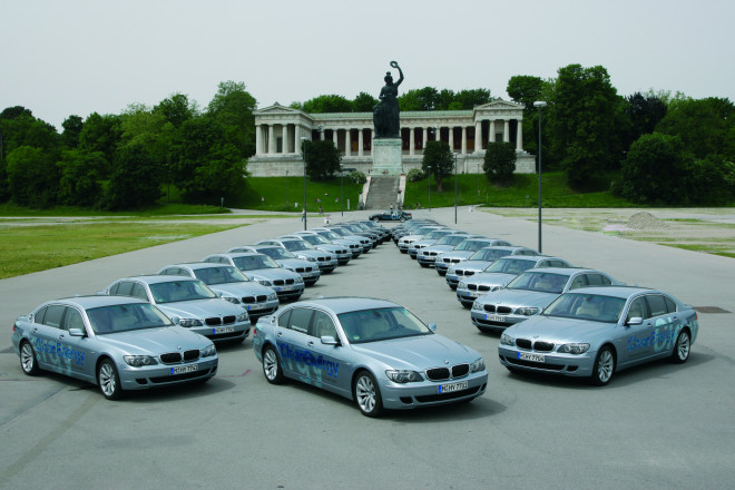 BMW: Έβγαλε αυτοκίνητο με υδρογόνο πριν από 45 χρόνια