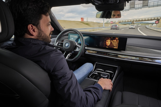 BMW πρωτιά: Αυτοματοποιημένη οδήγηση επιπέδου 2 και επιπέδου 3 