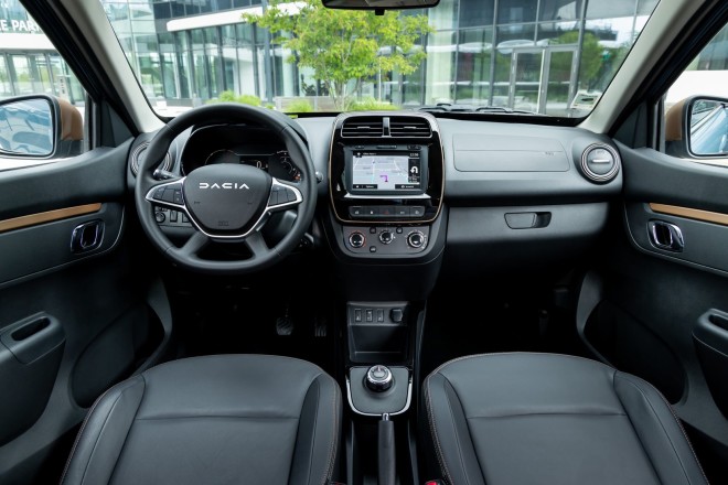 To DACIA SPRING electric 65 με νέα τιμή στα 17950 ευρώ
