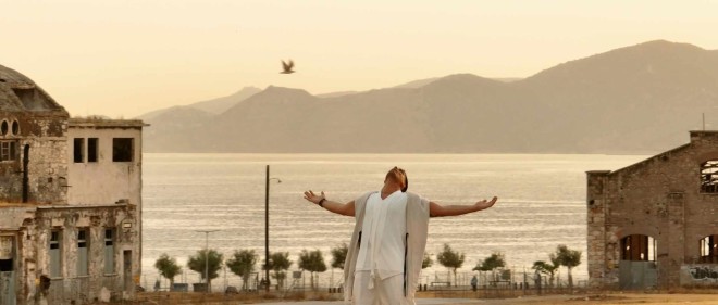 «Απαγορεύεται» μας τραγουδά ο Κωνσταντίνος Παπαδάκης