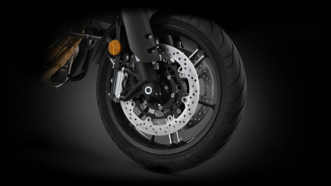QJMOTOR SRT 550 S: Η τιμή του νέου μοντέλου στην Ελλάδα 