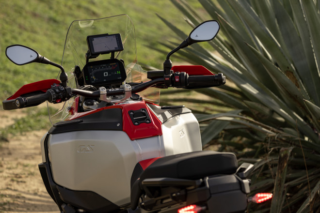 BMW R 1300 GS Adventure: Αυτό είναι το νέο μοντέλο