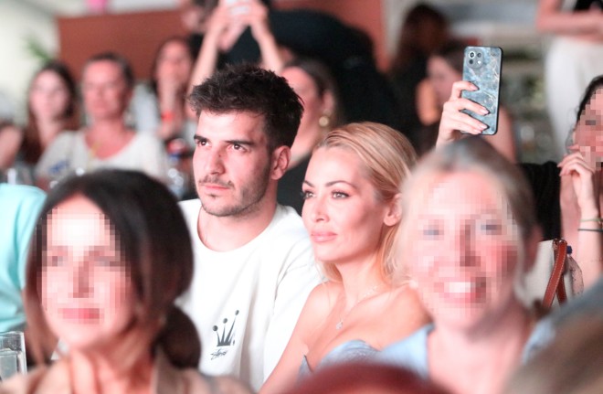 Ελένη Βουλγαράκη & Φώτης Ιωαννίδης στη συναυλία του Σάκη Ρουβά στο θέατρο Άλσος /Φωτογραφίες NDP - Έλλη Πουπουλίδου 