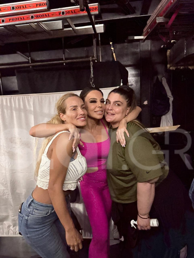 Κέλλυ Κελεκίδου: Αποκλειστικές backstage φωτογραφίες από το νέο της video