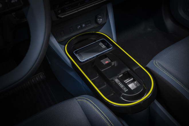 Fiat Grande Panda: Αποκαλύφθηκε το εσωτερικό του