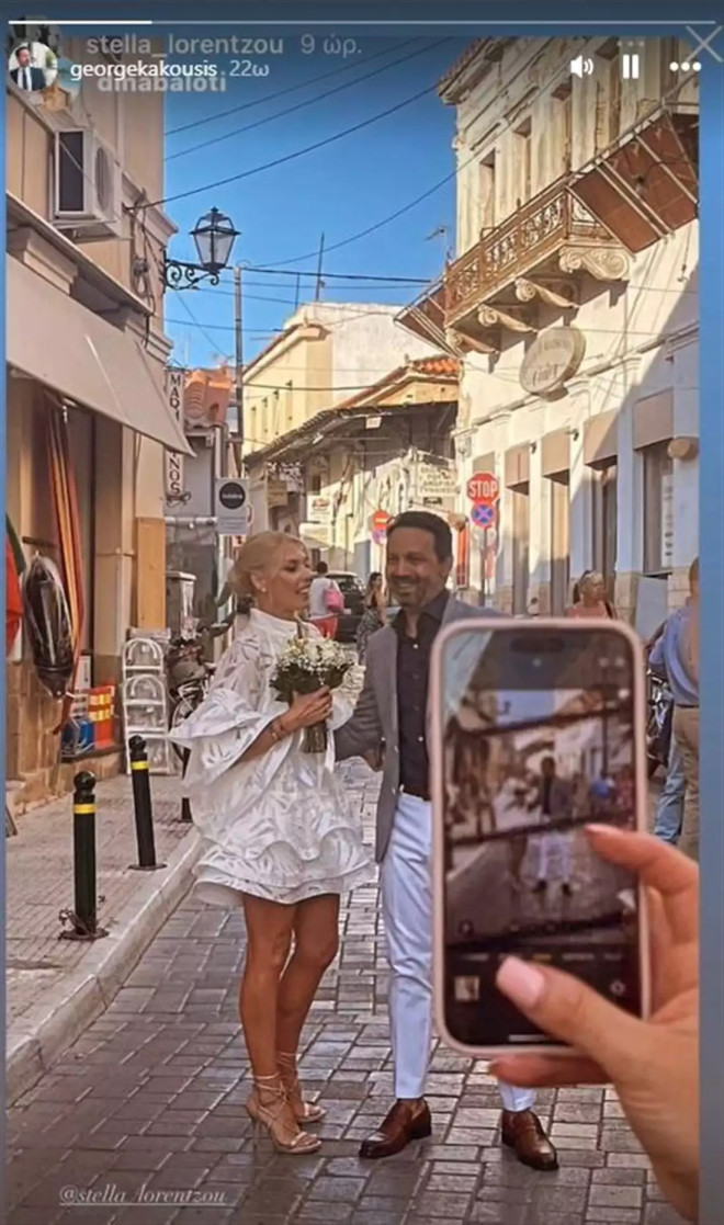 Οι πρώτες φωτογραφίες από τον γάμο του Γιώργου Κακούση στην Αίγινα