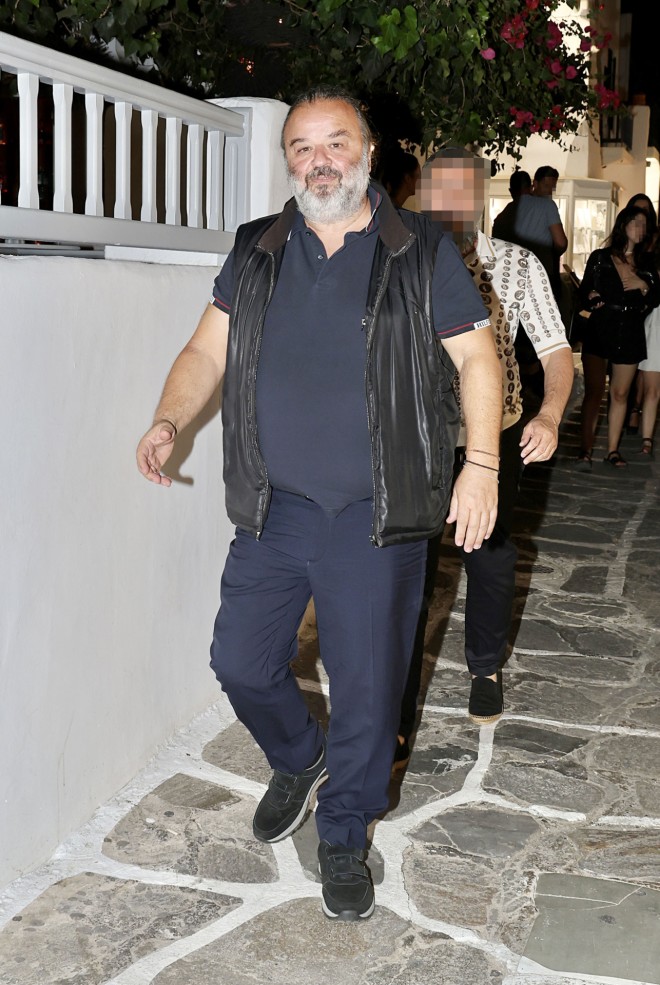 O Μάριος Ηλιόπουλος στα στενά της Μυκόνου - NDP Photo