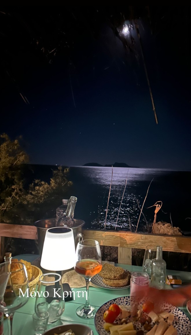 «Σε αγαπάω κορίτσι μου»: Ο Μπισμπίκης φωτογραφίζει τη Βανδή