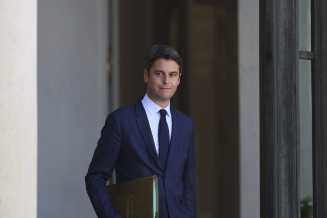 Γαλλία: Ο Μακρόν αποδέχθηκε την παραίτηση του Γκαμπριέλ Ατάλ