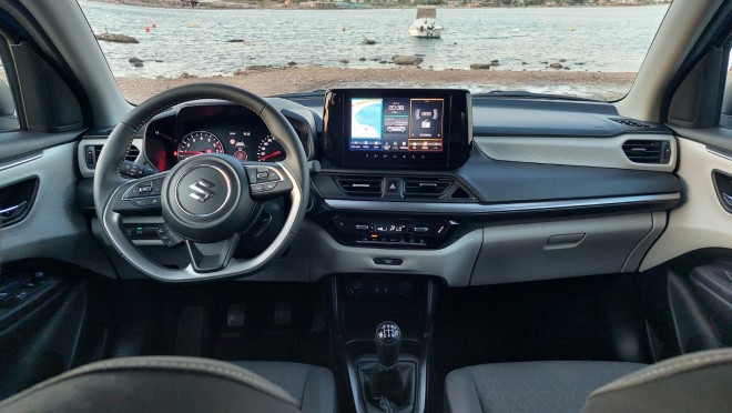 Δοκιμάζουμε το νέο Suzuki Swift 1,2 MHEV - Εσωτερικό
