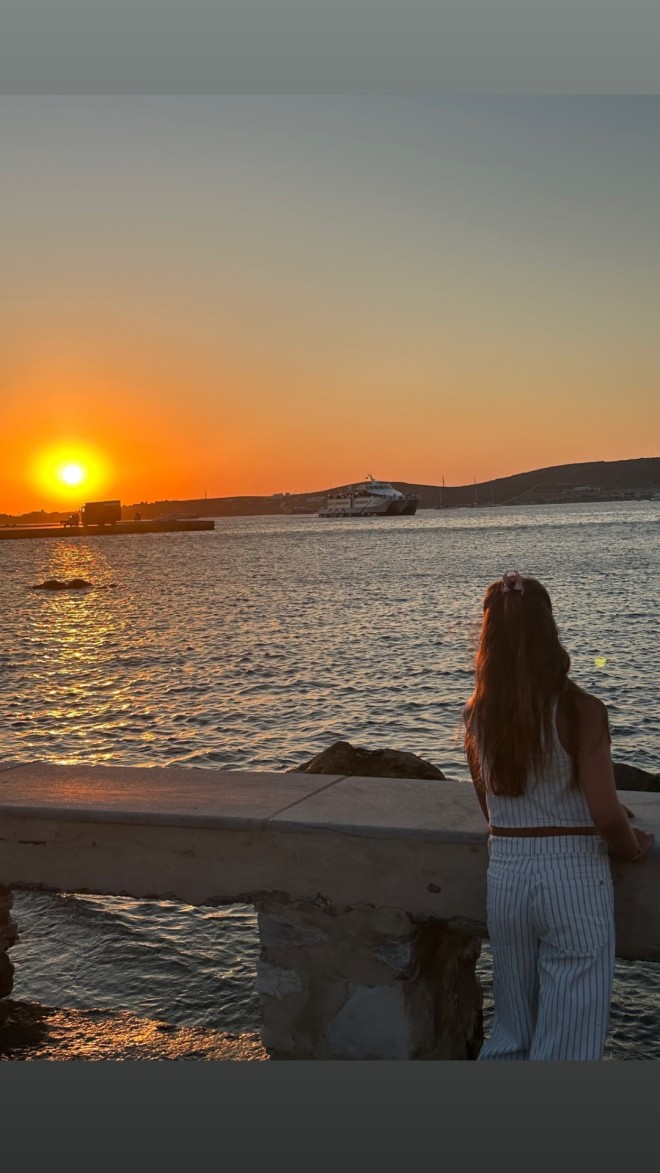 Σταματίνα Τσιμτσιλή: Τα εντυπωσιακά στιγμιότυπα με φόντο το ηλιοβασίλεμα