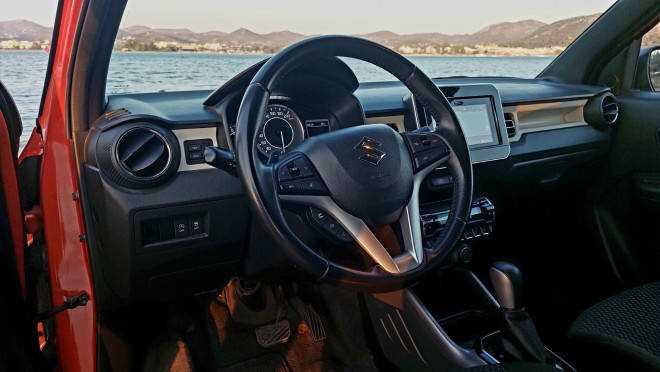 Το εσωτερικό του Suzuki Ignis 1,2 Hybrid CVT 2WD 