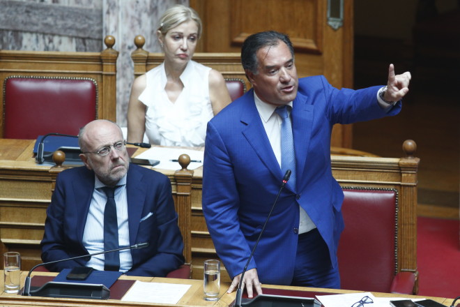 Νατάσα Πετρούλια: Ποια είναι η γυναίκα που δέχθηκε επίθεση από τον Πολάκη