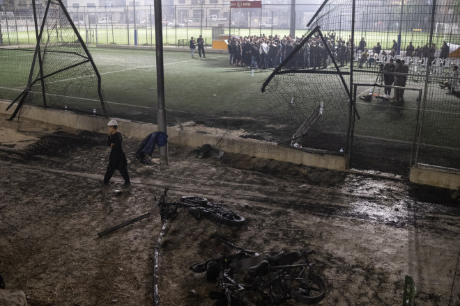 Το Ισραήλ κατηγορεί τη Χεζμπολάχ για την εκτόξευση ρουκετών σε γήπεδο στο Ισραήλ - AP Images