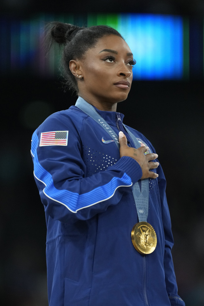 Η Simone Biles έχει σπάσει όλα το ρεκόρ ου αθλητή της ενόργανης με τα περισσότερα μετάλλια στην ιστορία των ΗΠΑ - AP Images