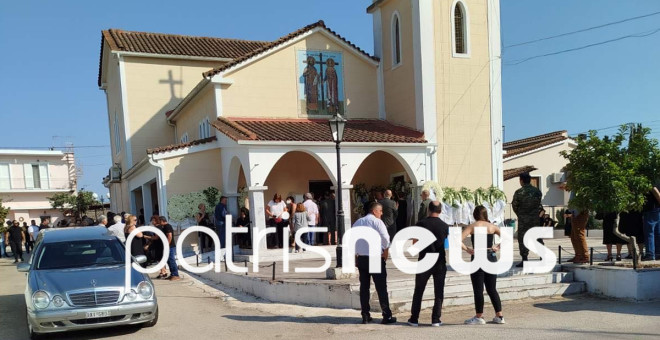 Κηδεία πατέρα και κόρης που σκοτώθηκαν σε τροχαίο