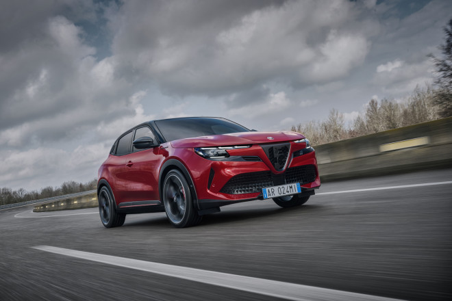 Alfa Romeo Junior: Αποκαλύπτουμε τα μυστικά της