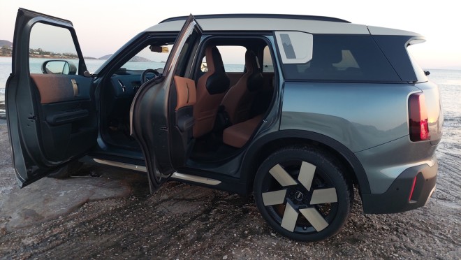 Test drive :Νέο MINI Countryman C 170 ίπποι - Χώροι