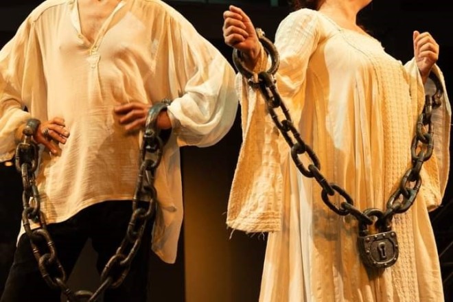 Οι Τρελοί της Βαλένθια: Καλοκαιρινή περιοδεία σε σκηνοθεσία Μιχ. Καλαμπόκη