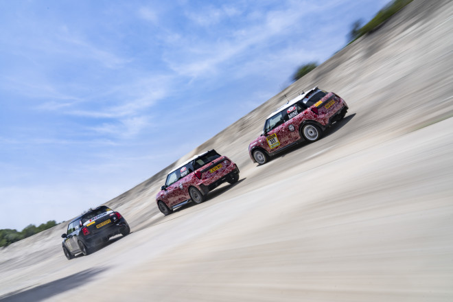 MINI John Cooper Works: Η νέα σειρά που βάζει φωτιά στις πίστες  