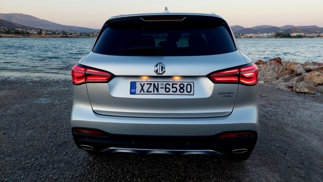 Δοκιμάζουμε το MG eHS Plug-in Hybrid